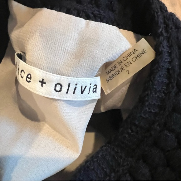 Alice + Olivia Elegant Black Lace Dress - Picture 4 of 6